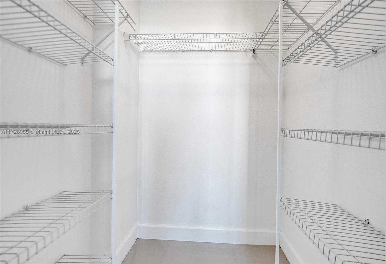 Small Image of 1830 RADIUS DR #609, Hollywood Number 16