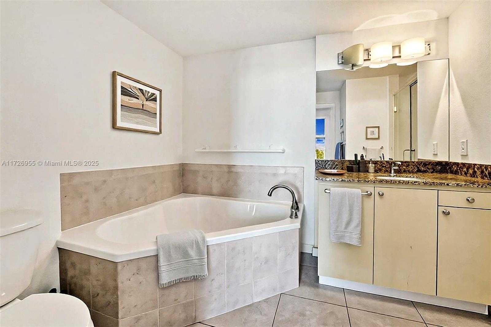 Small Image of 1830 RADIUS DR #609, Hollywood Number 17
