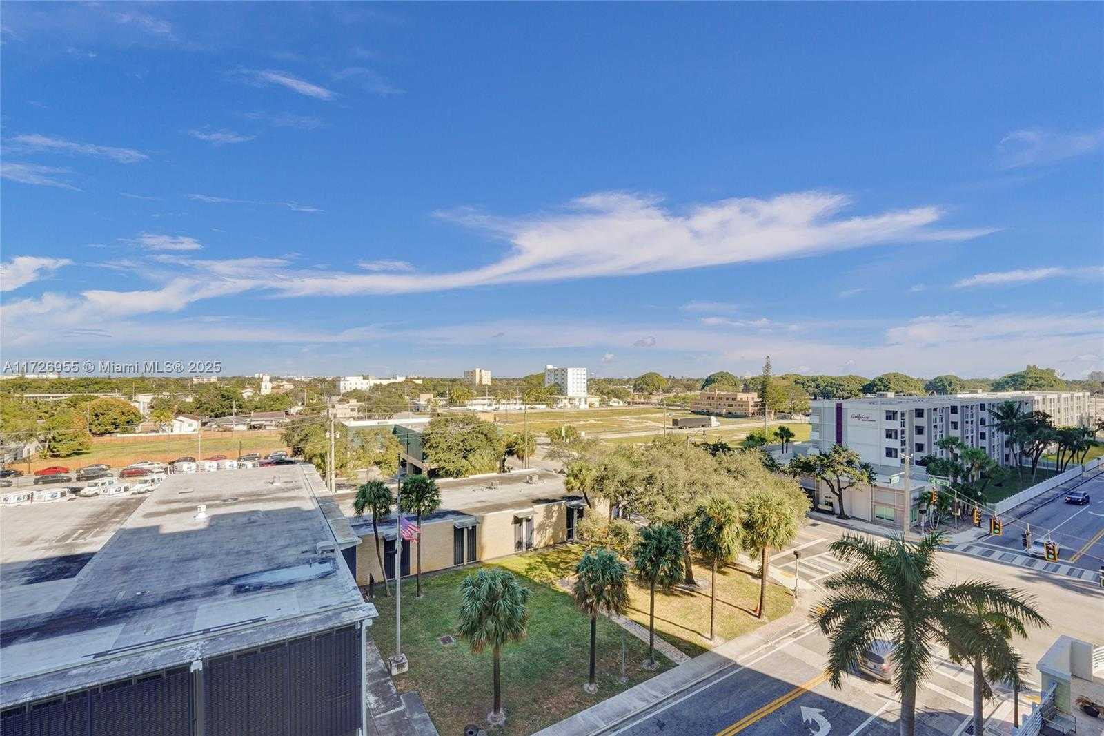 Small Image of 1830 RADIUS DR #609, Hollywood Number 29