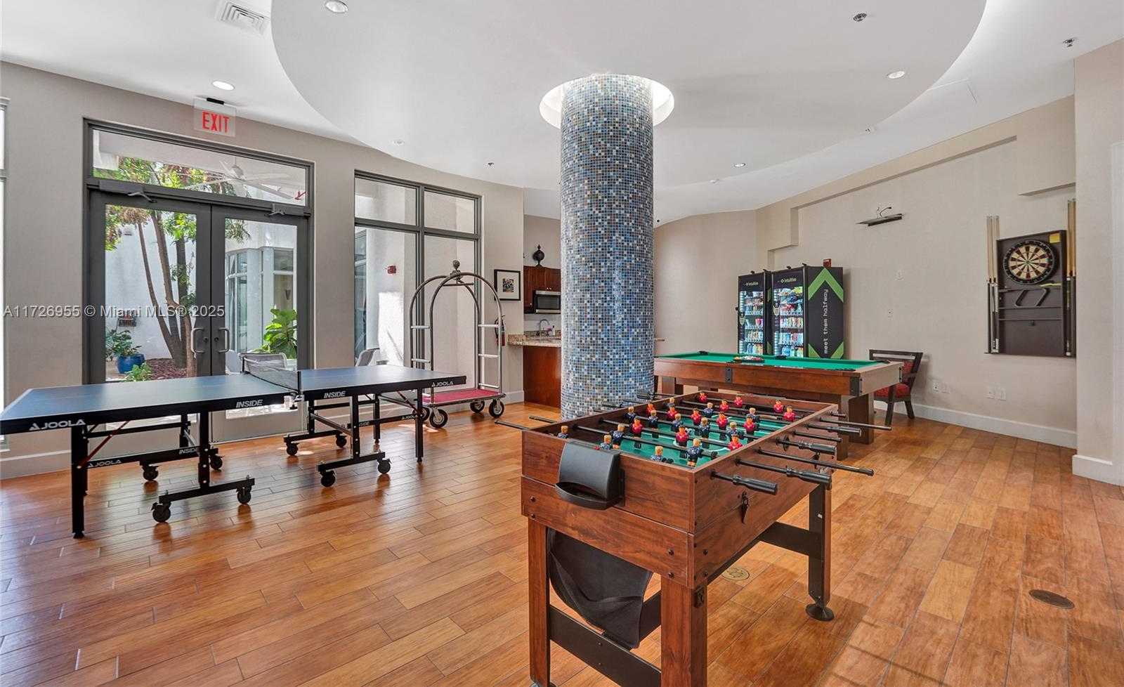 Small Image of 1830 RADIUS DR #609, Hollywood Number 41
