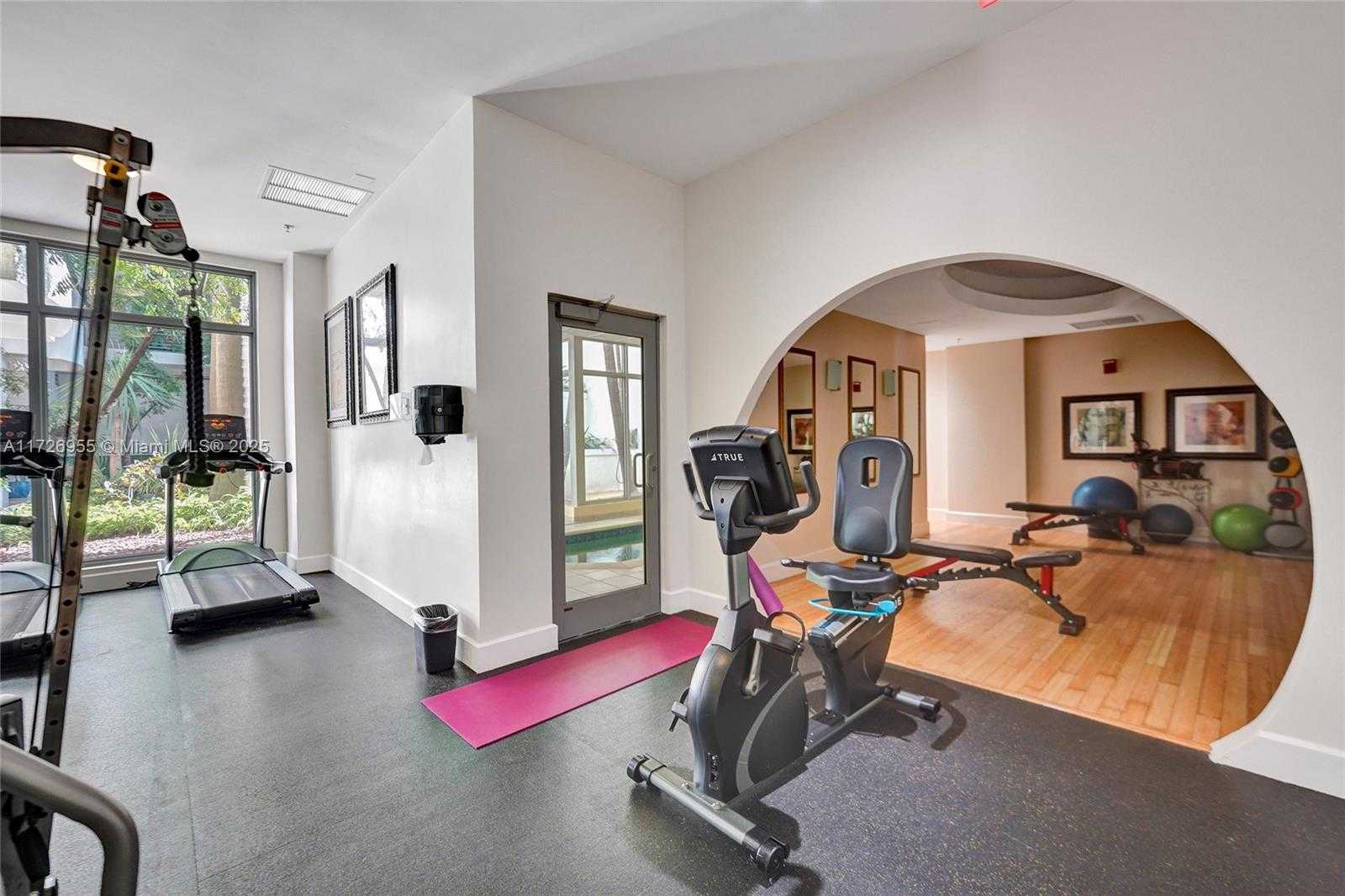 Small Image of 1830 RADIUS DR #609, Hollywood Number 48