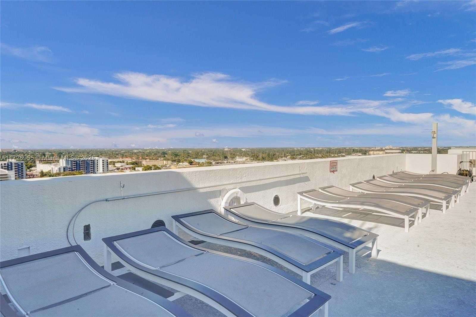 Small Image of 1830 RADIUS DR #609, Hollywood Number 61
