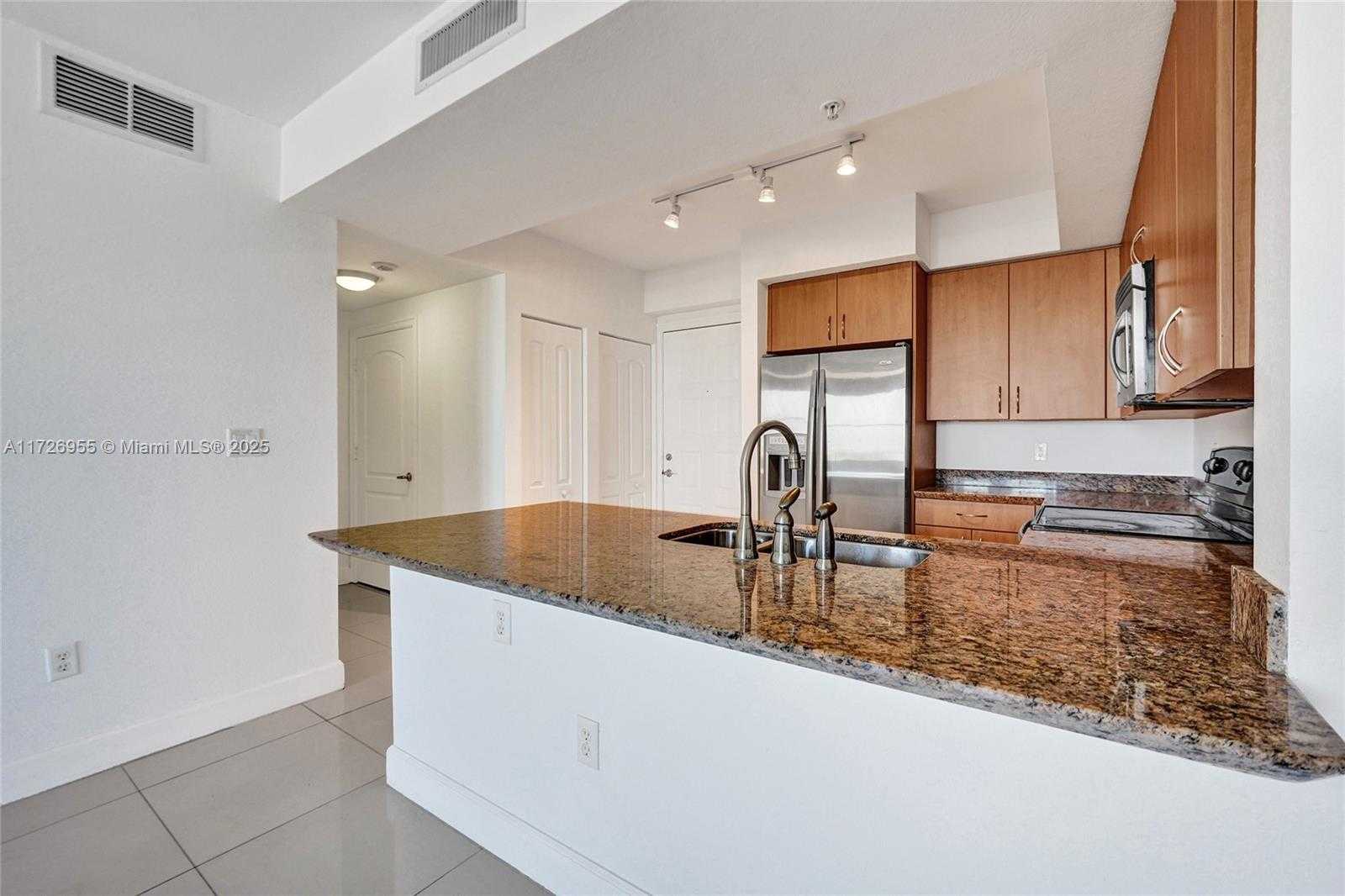 Small Image of 1830 RADIUS DR #609, Hollywood Number 9