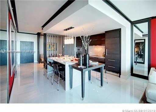 Small Image of 900 BISCAYNE BLVD #3904, Miami Number 4