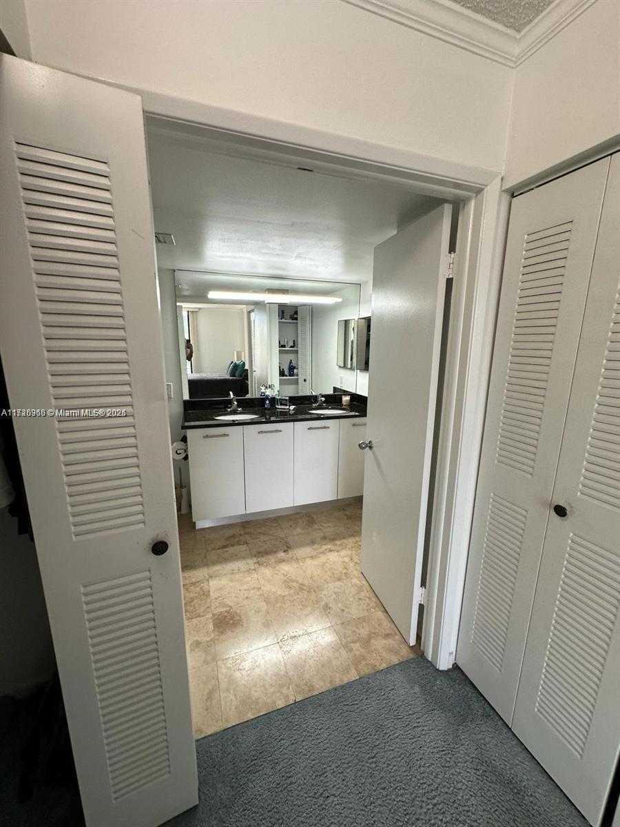 Small Image of 3300 NORTH EAST 191ST ST #518, Aventura Number 11