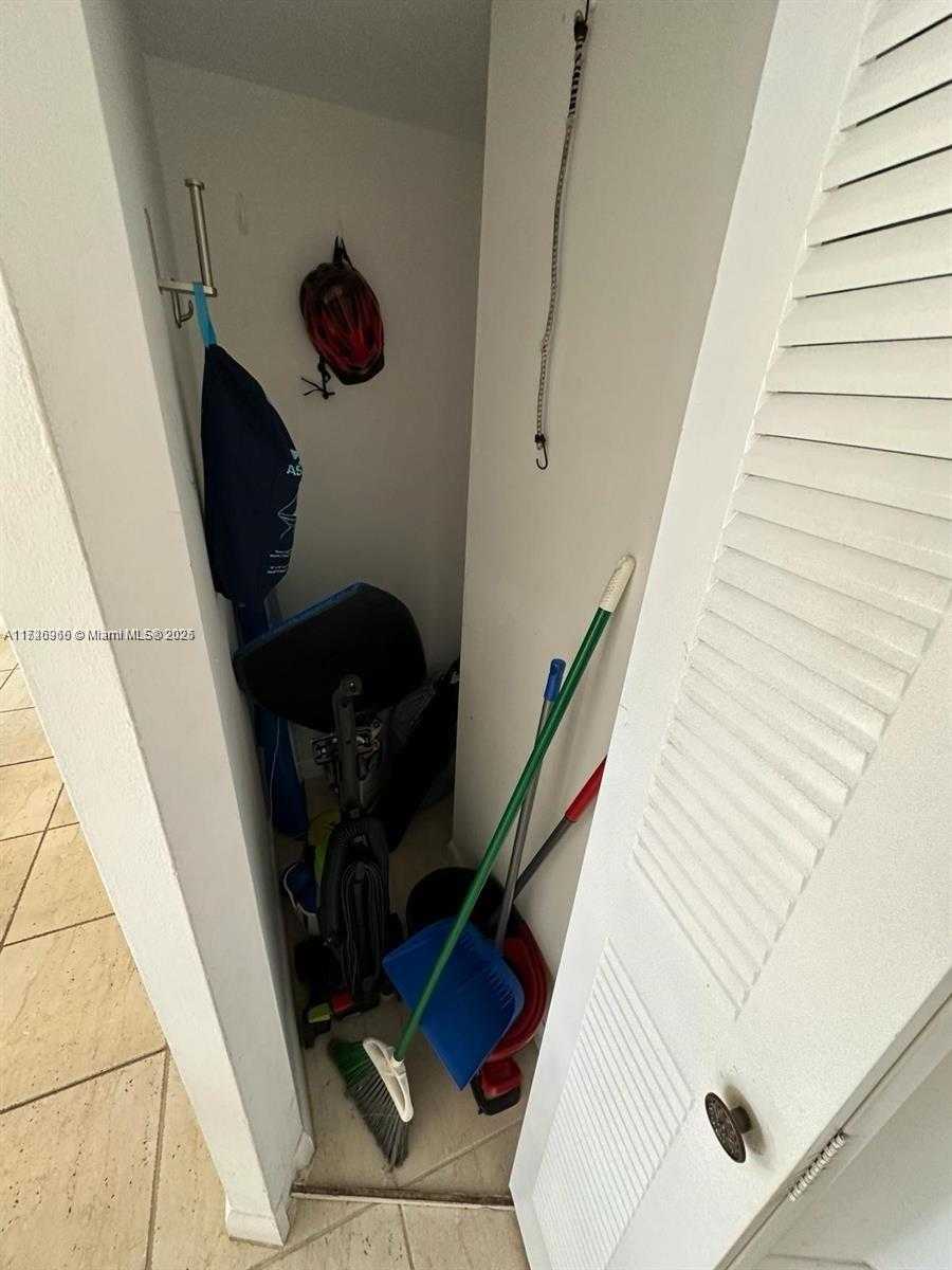 Small Image of 3300 NORTH EAST 191ST ST #518, Aventura Number 6