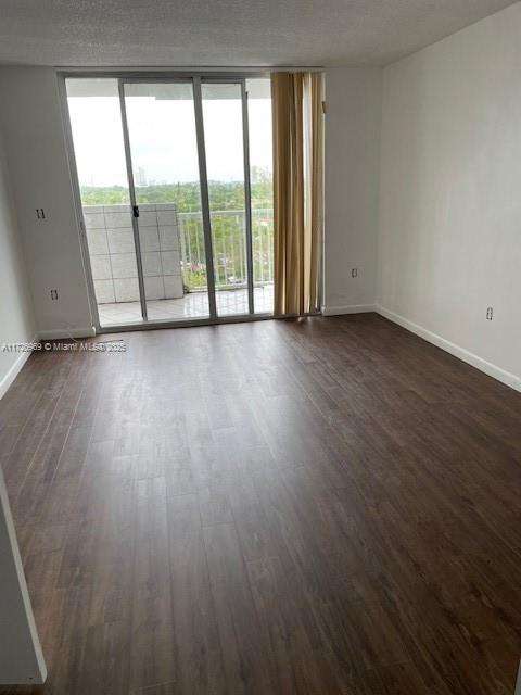 Small Image of 1300 NORTH EAST MIAMI GARDENS DR #1001E, Miami Number 3