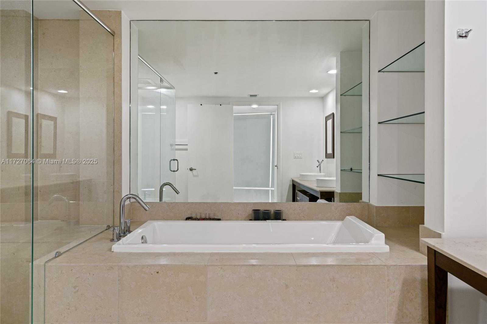 Small Image of 495 BRICKELL AVE #2003, Miami Number 20