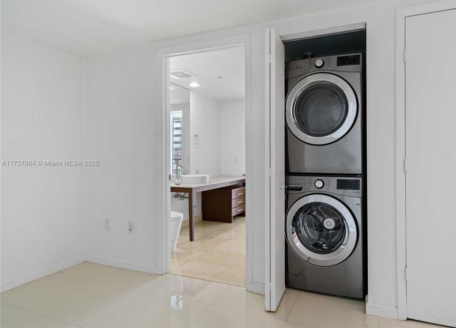 Small Image of 495 BRICKELL AVE #2003, Miami Number 29