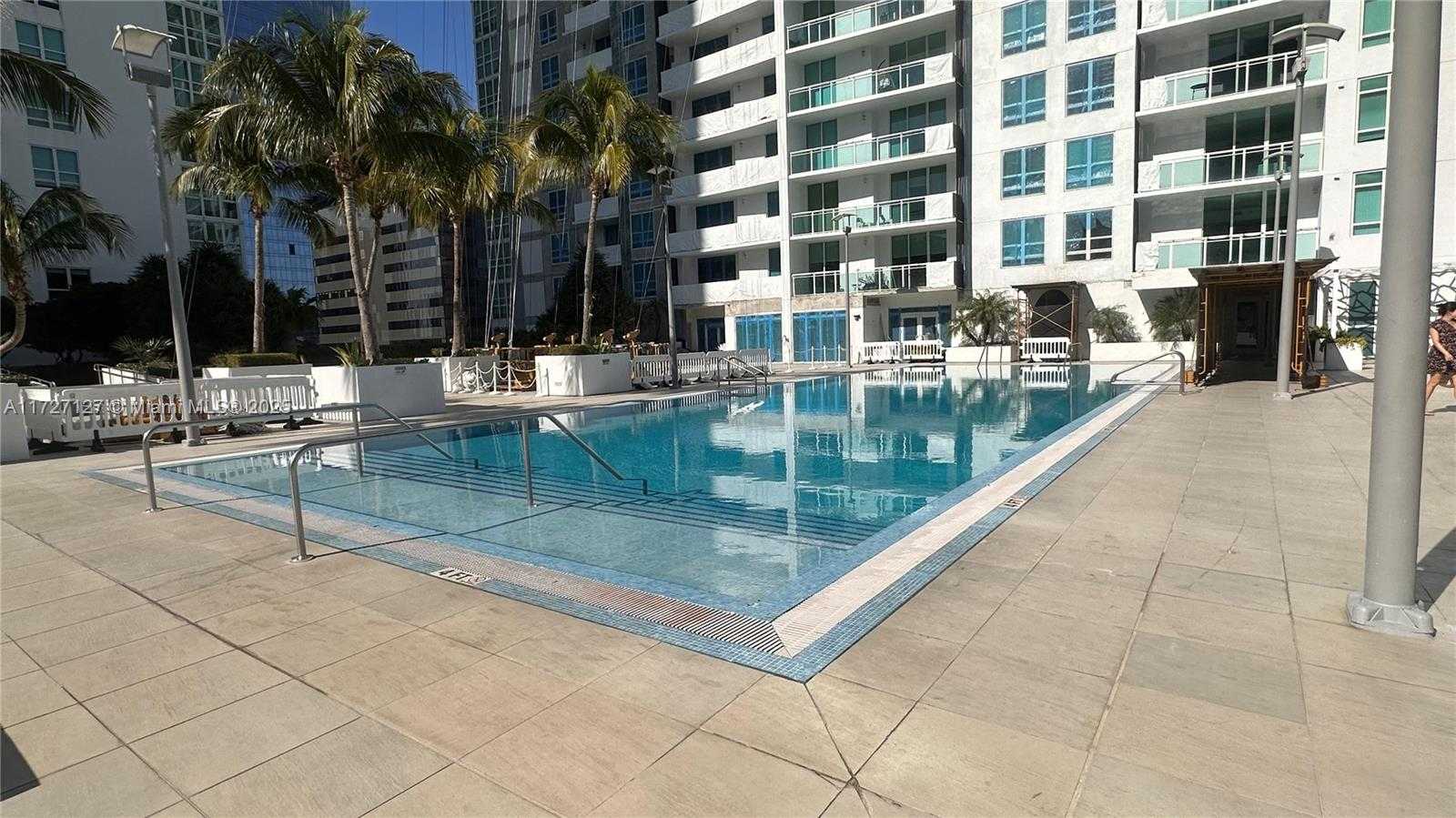 Small Image of 950 BRICKELL BAY DR #3403, Miami Number 16