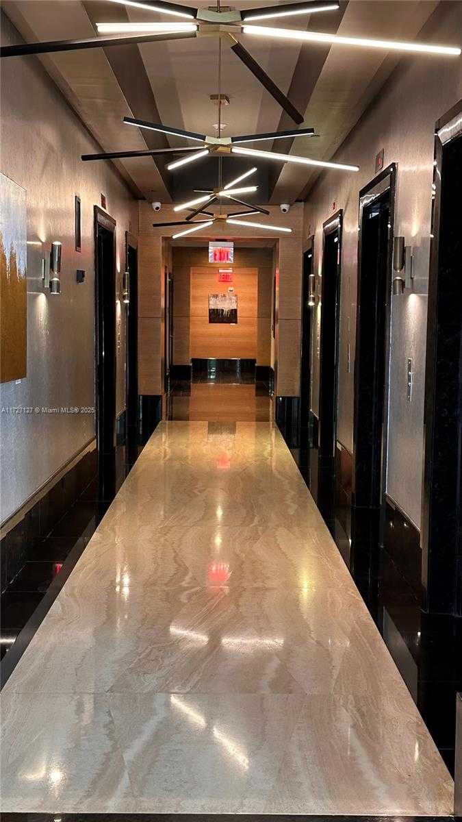 Small Image of 950 BRICKELL BAY DR #3403, Miami Number 26
