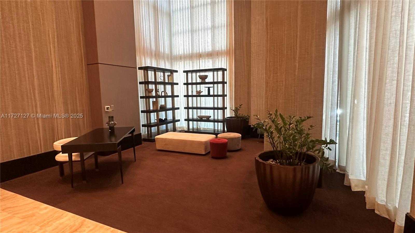 Small Image of 950 BRICKELL BAY DR #3403, Miami Number 31