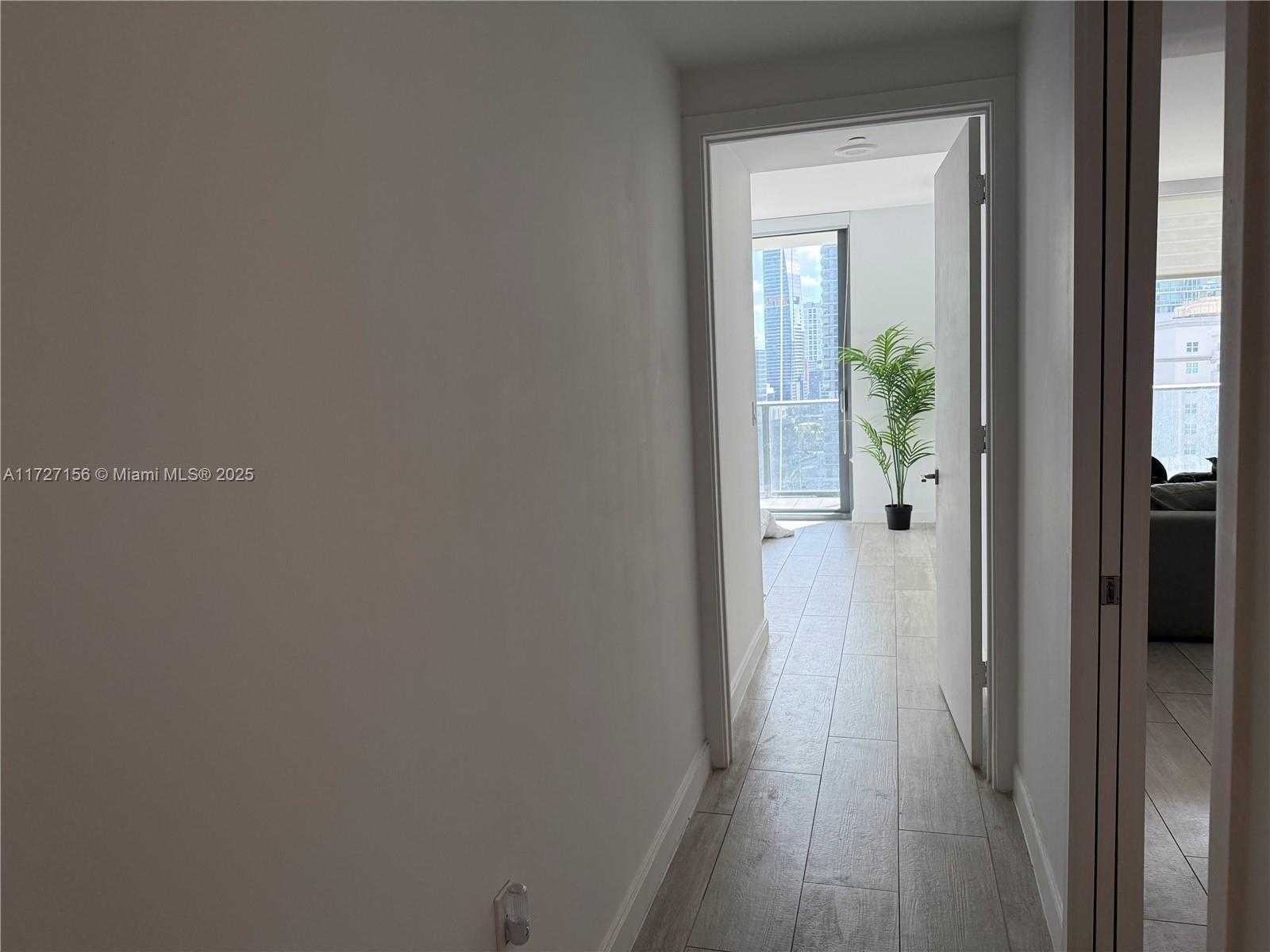 Small Image of 45 SOUTH WEST 9TH ST #1004, Miami Number 15