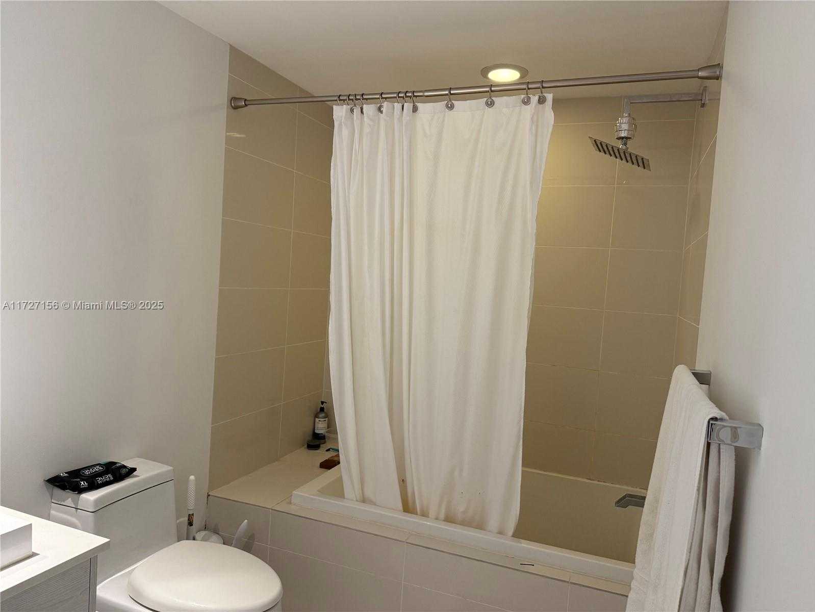 Small Image of 45 SOUTH WEST 9TH ST #1004, Miami Number 27