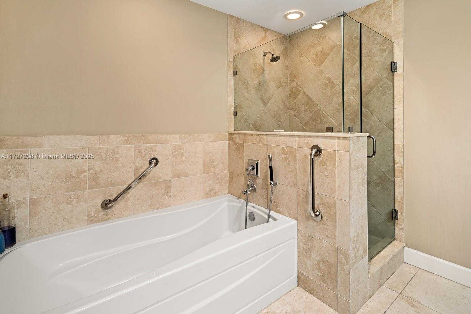 Small Image of 100 ANDALUSIA AVE #408, Coral Gables Number 18