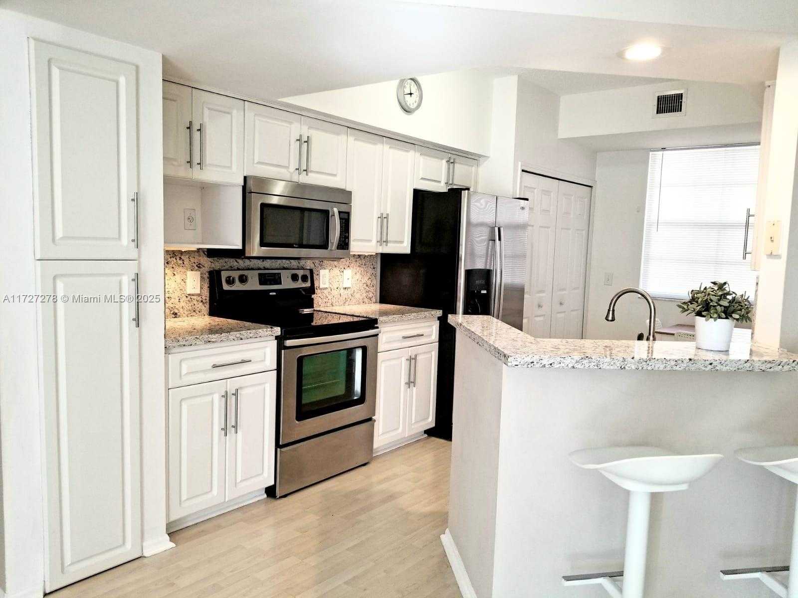 Small Image of 3215 NORTH EAST 184 ST #14302, Aventura Number 18