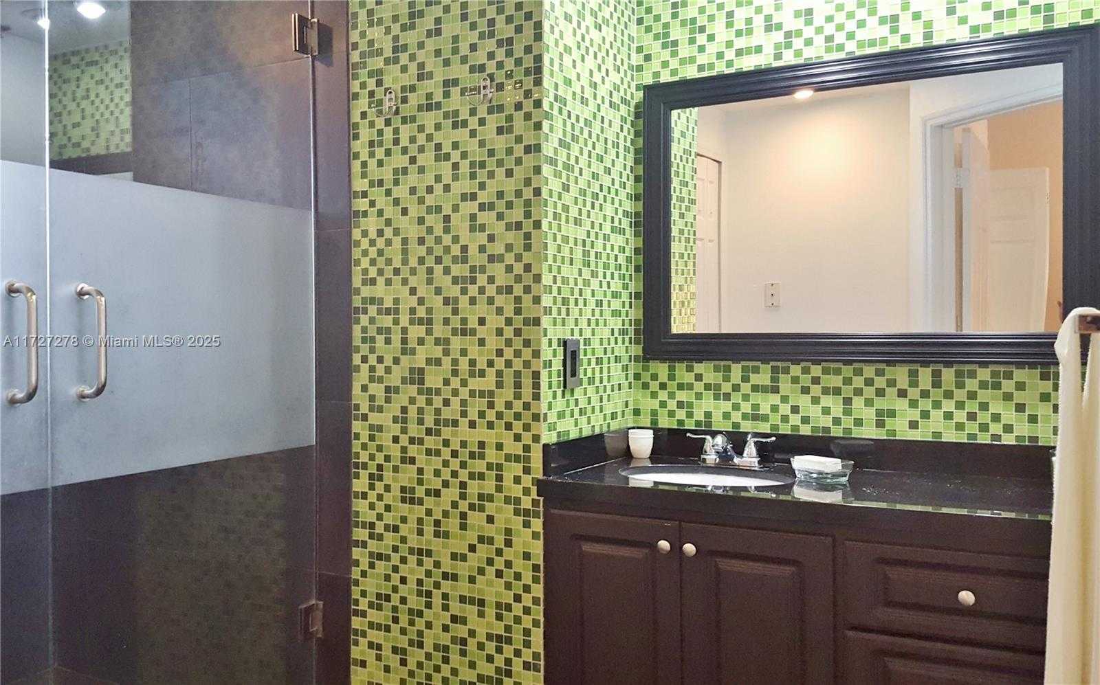 Small Image of 3215 NORTH EAST 184 ST #14302, Aventura Number 26