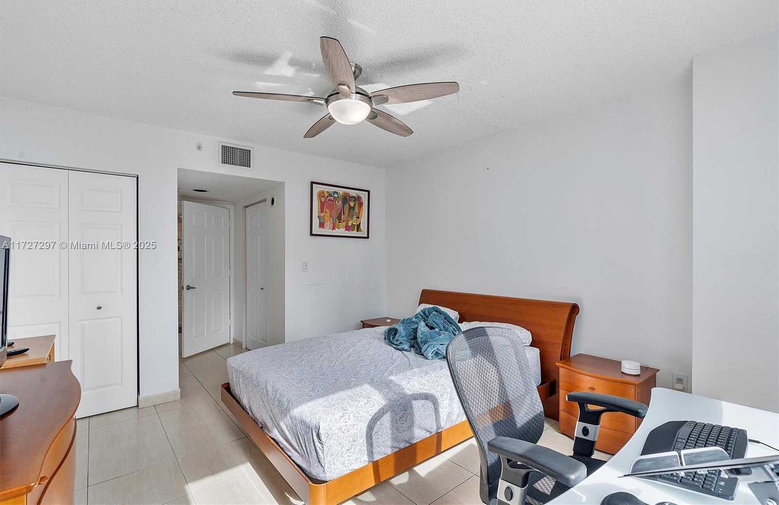 Small Image of 1155 BRICKELL BAY DR #603, Miami Number 11