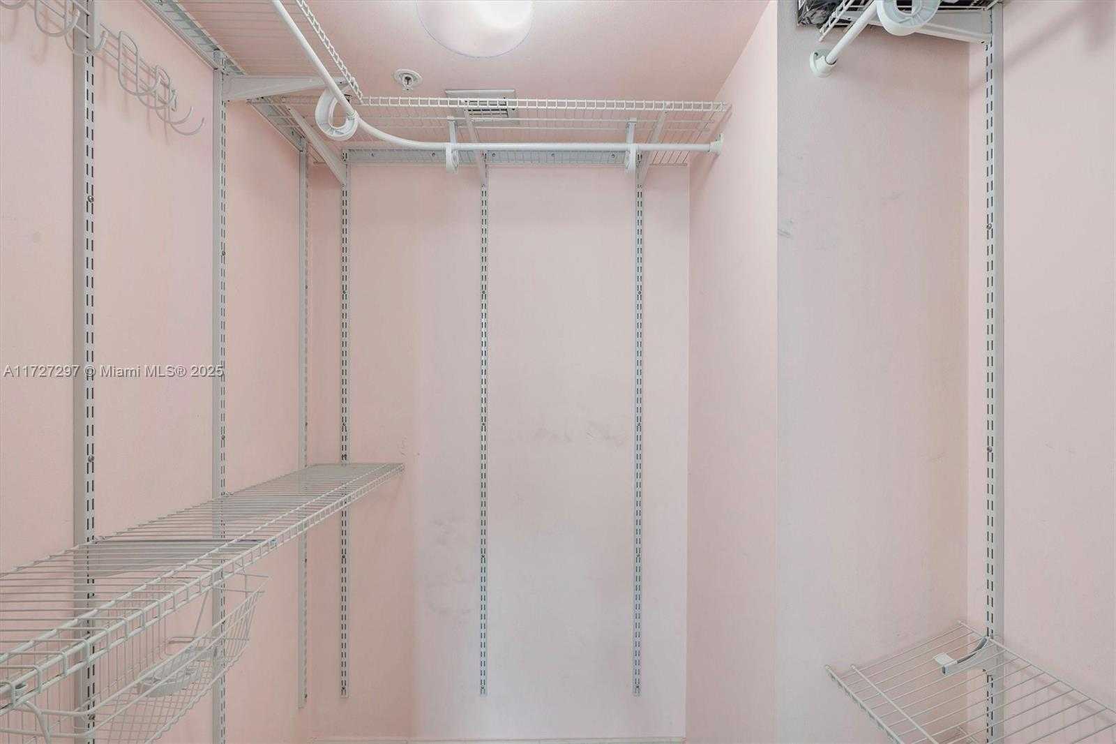 Small Image of 1155 BRICKELL BAY DR #603, Miami Number 17