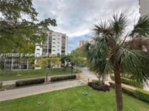 Small Image of 17021 N Bay Rd, Sunny Isles Beach, FL 33160, USA Number 17