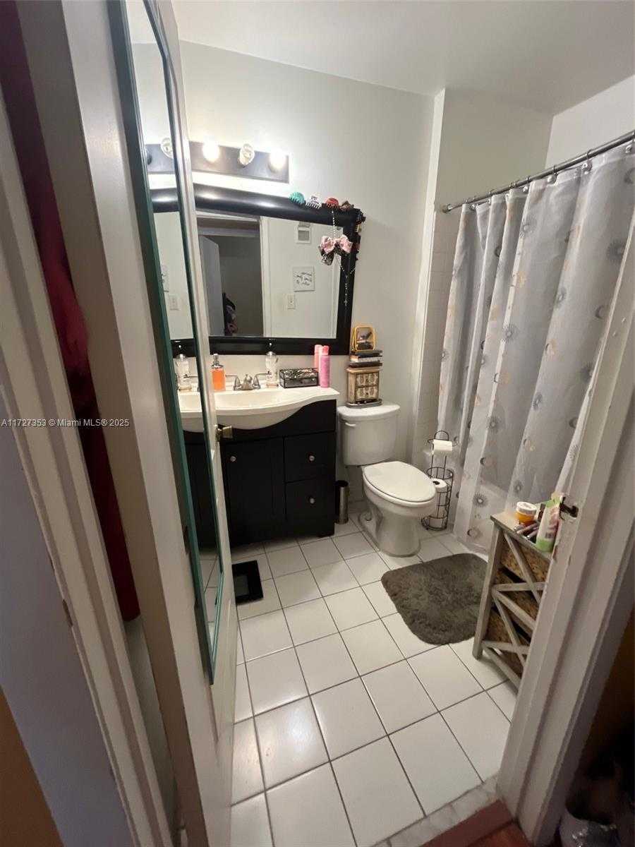 Small Image of 15325 SOUTH WEST 106TH TER #633, Miami Number 10