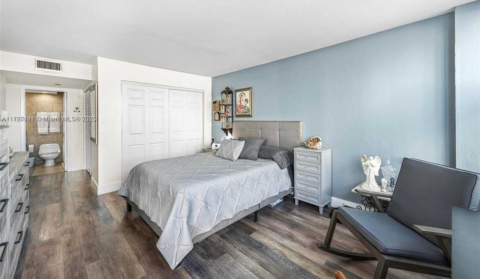 Small Image of 18021 BISCAYNE BLVD #604, Aventura Number 12