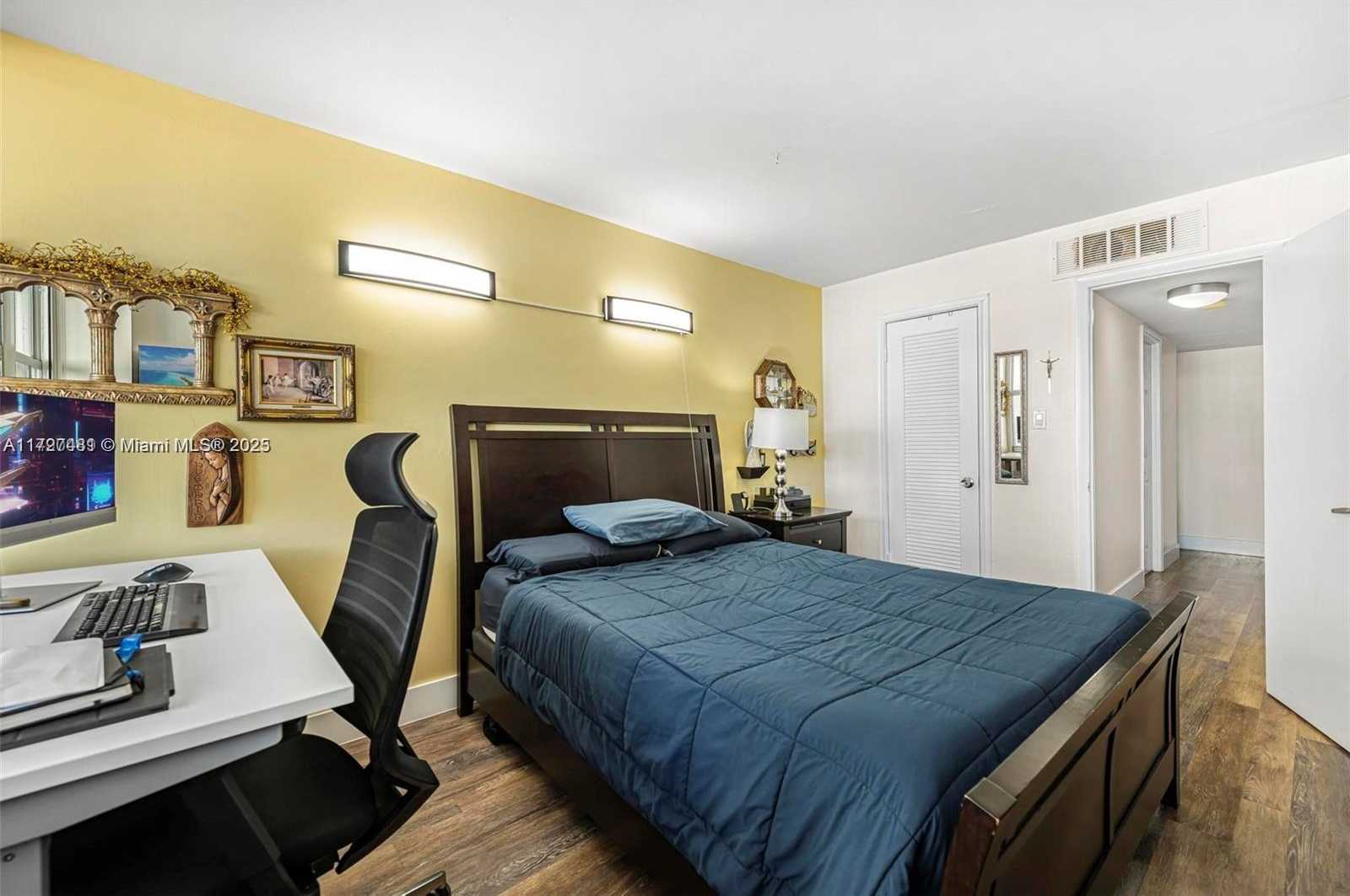 Small Image of 18021 BISCAYNE BLVD #604, Aventura Number 15