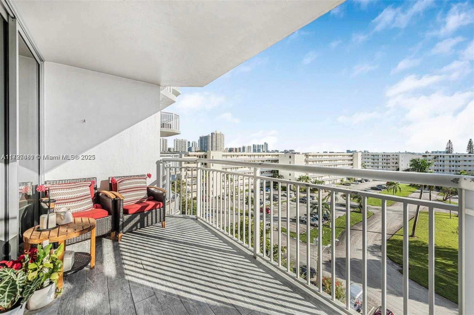 Small Image of 18021 BISCAYNE BLVD #604, Aventura Number 18