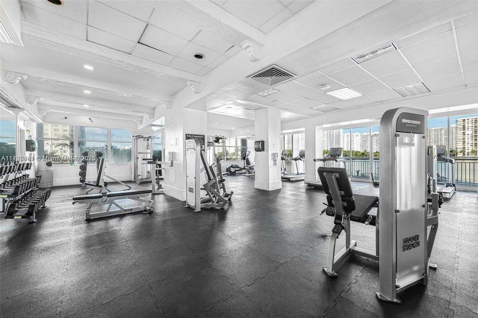 Small Image of 18021 BISCAYNE BLVD #604, Aventura Number 27