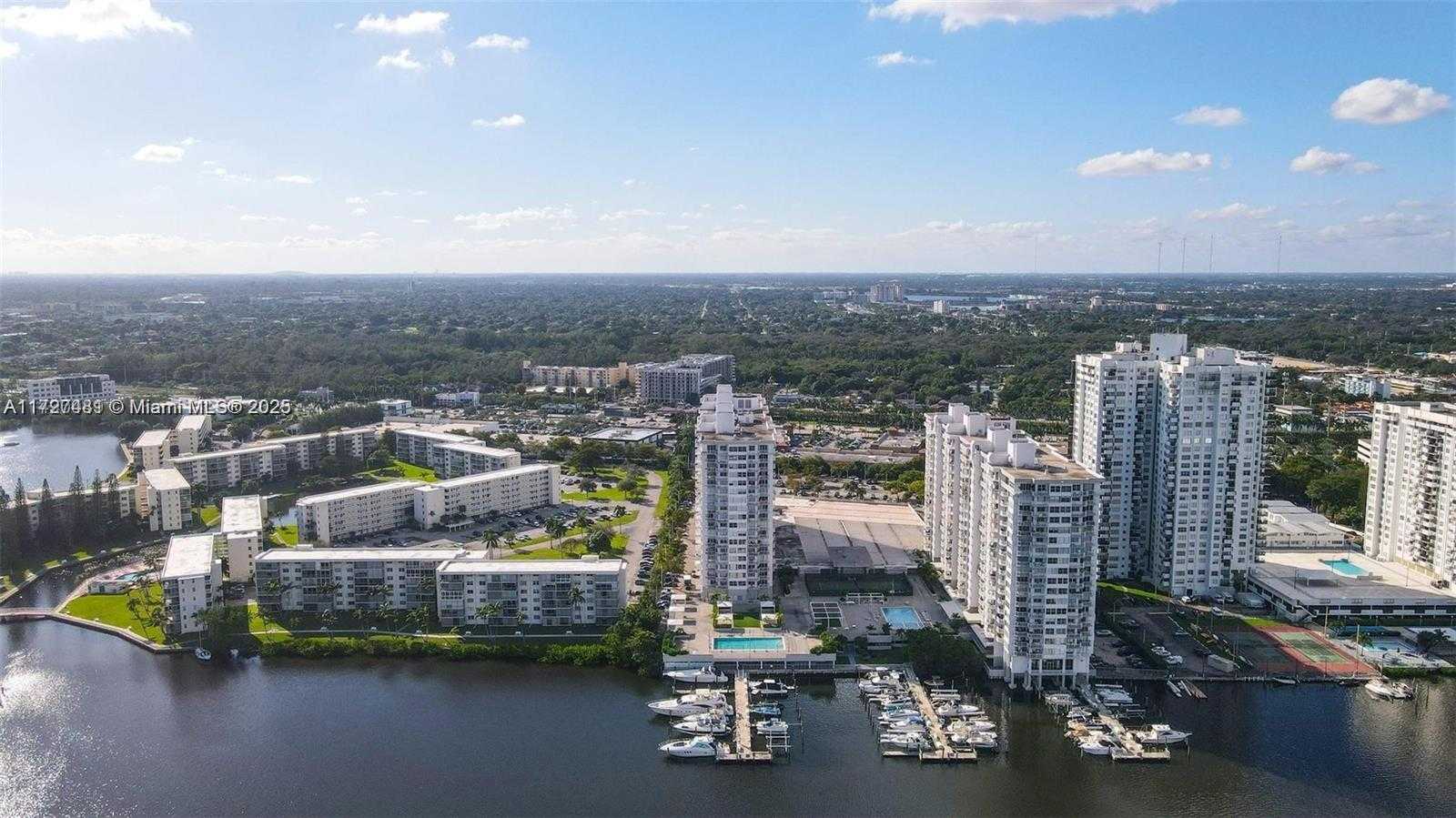 Small Image of 18021 BISCAYNE BLVD #604, Aventura Number 33
