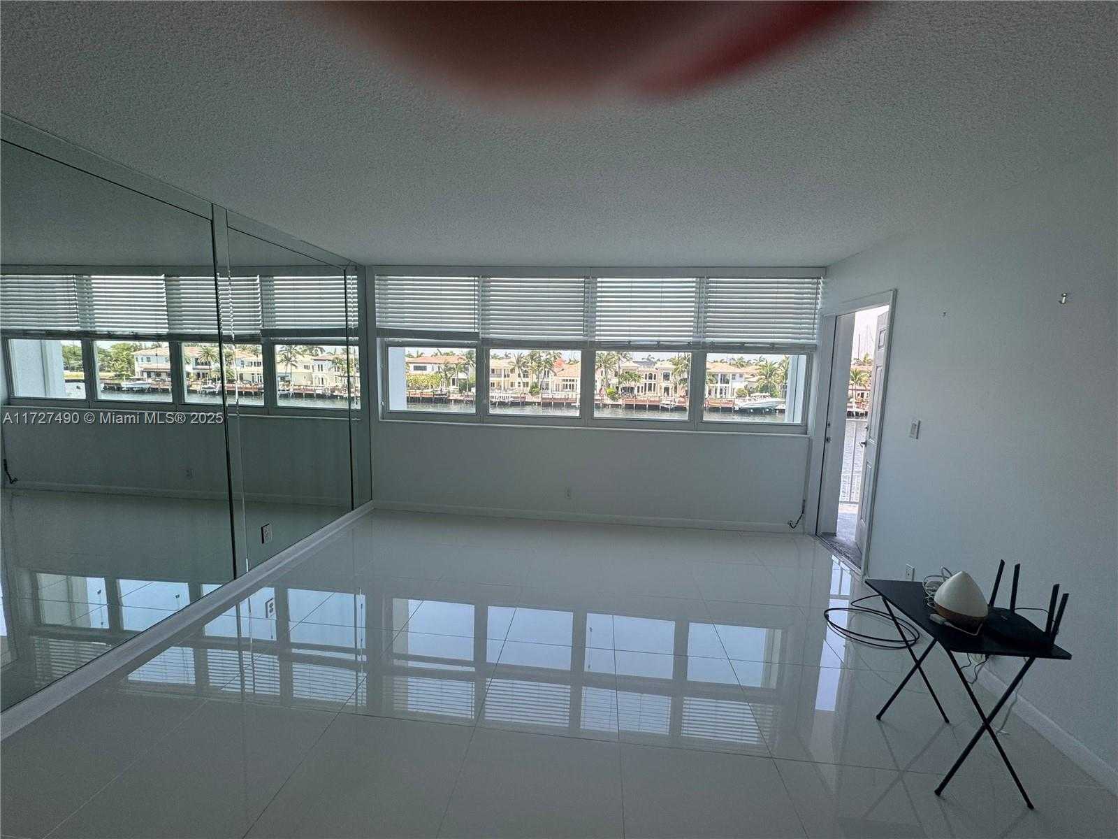 Small Image of 1410 SOUTH OCEAN DR #305, Hollywood Number 3