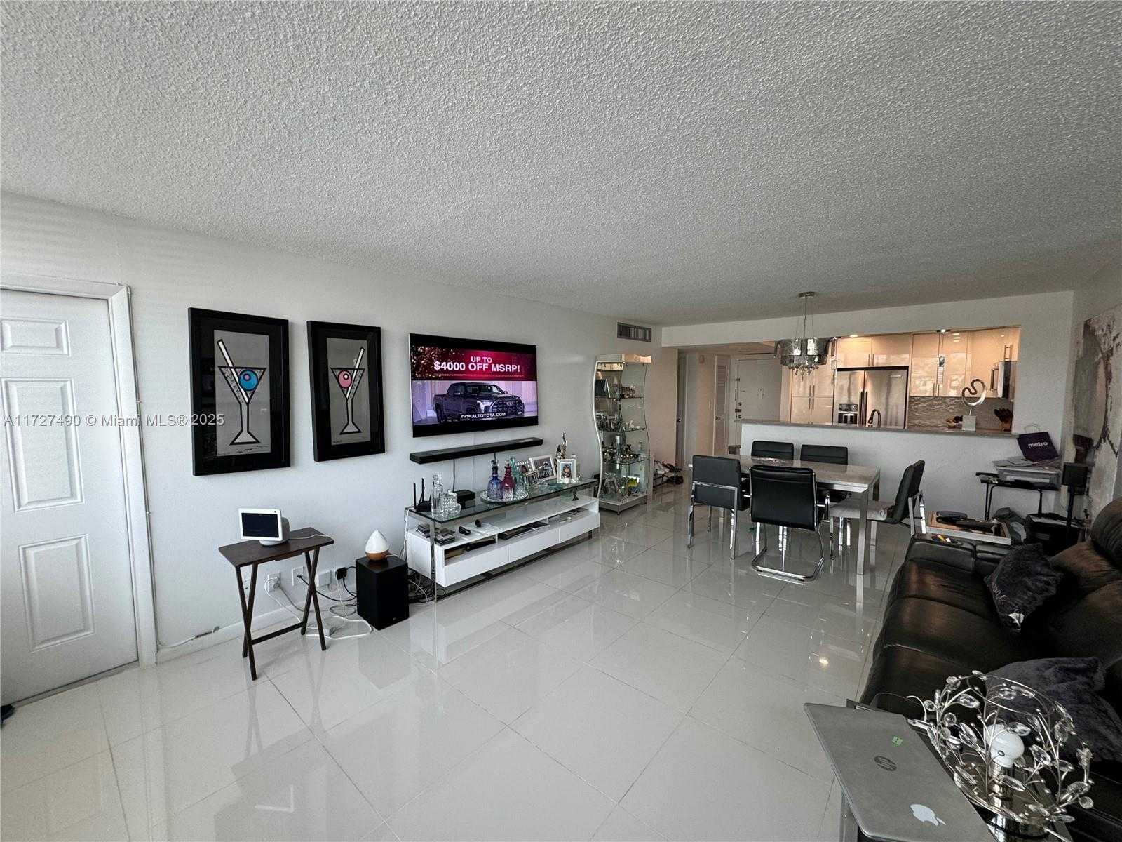 Small Image of 1410 SOUTH OCEAN DR #305, Hollywood Number 8