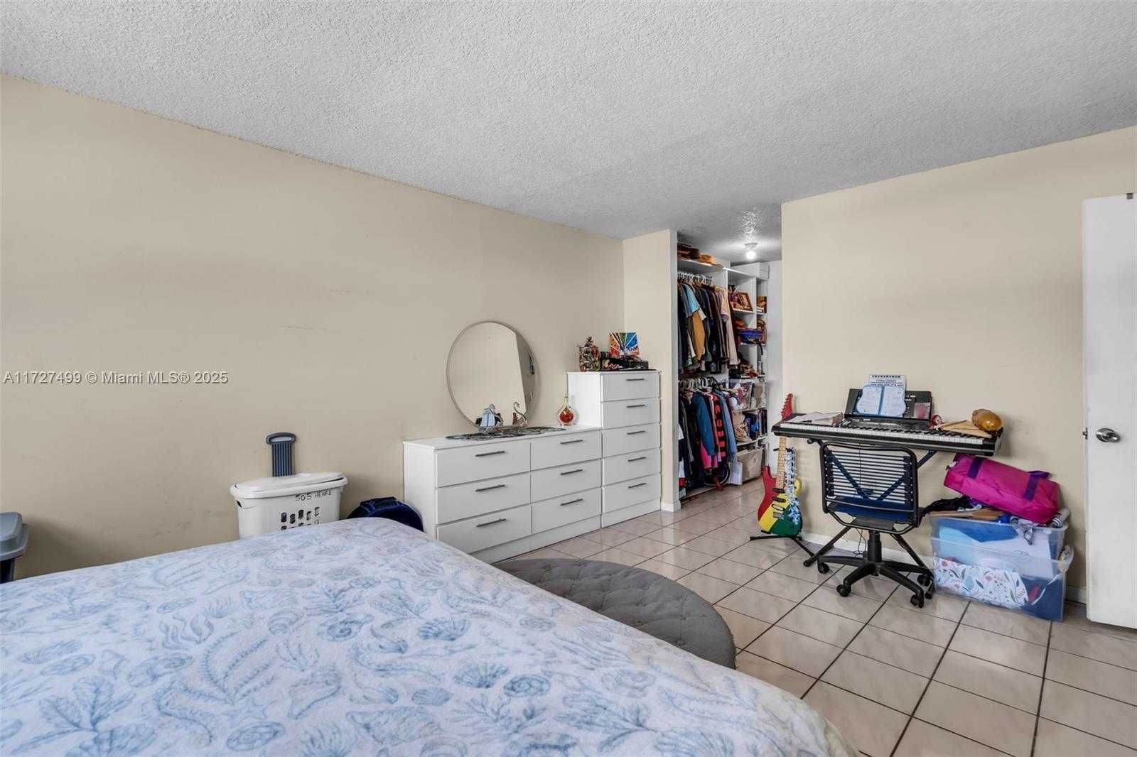 Small Image of 211 SOUTH OCEAN DR #505, Hollywood Number 15