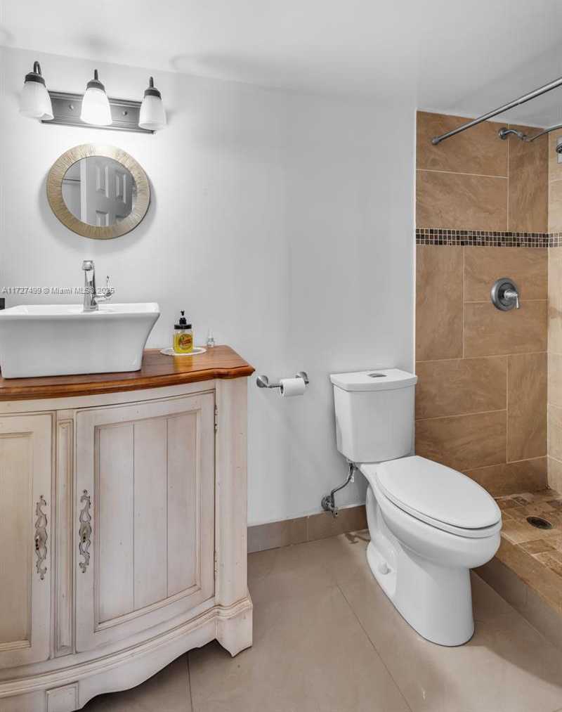 Small Image of 211 SOUTH OCEAN DR #505, Hollywood Number 17