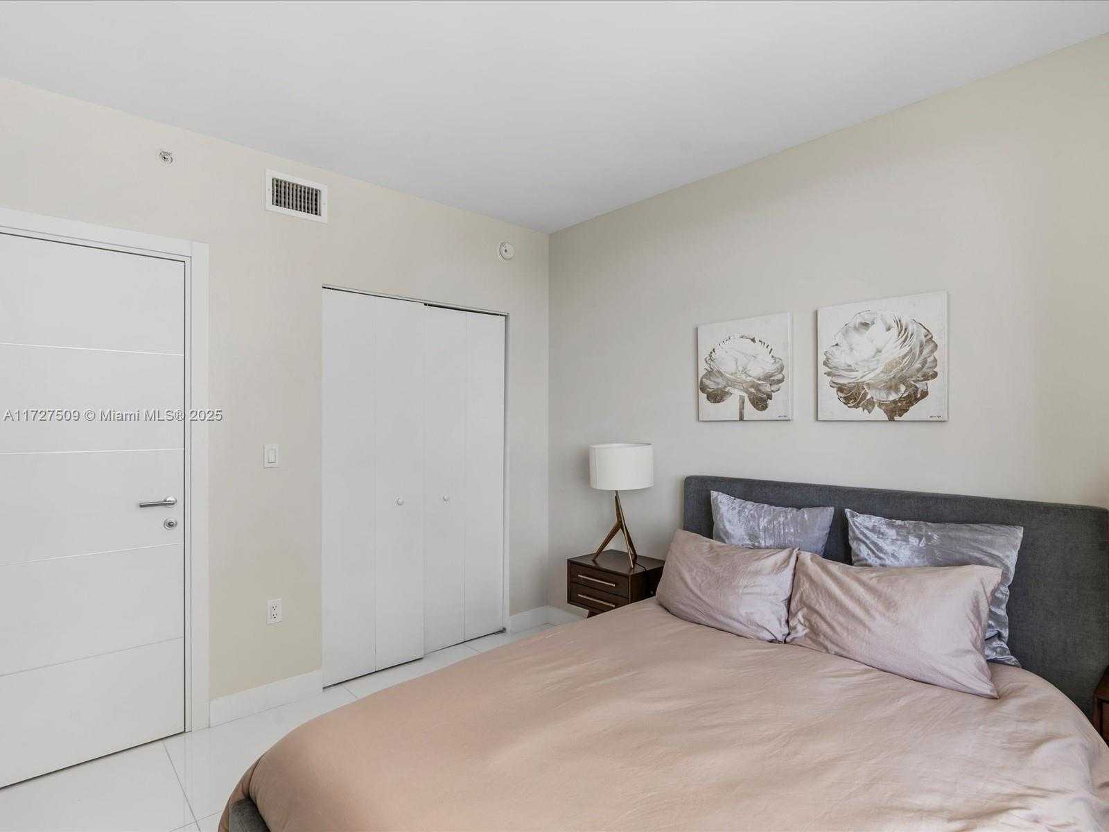 Small Image of 250 SUNNY ISLES BLVD #3-1806, Sunny Isles Beach Number 18
