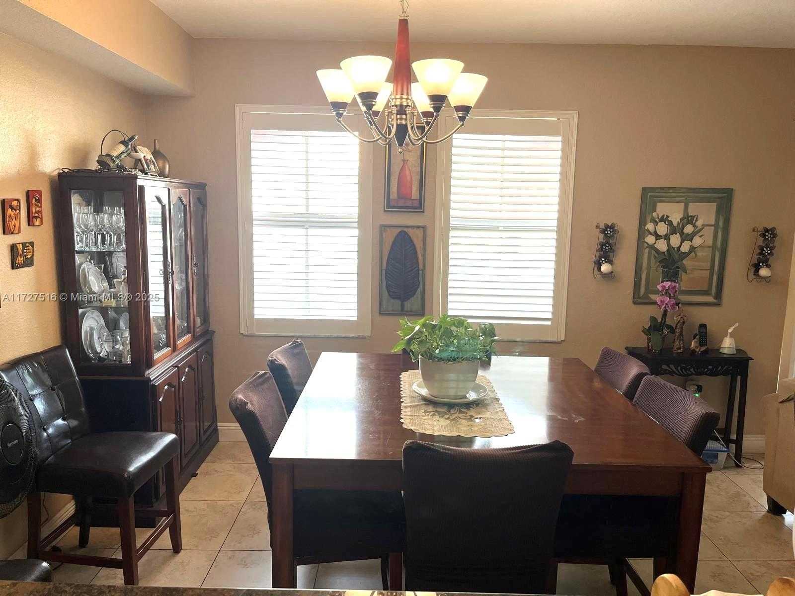 Small Image of 10902 NORTH WEST 83RD ST #112, Doral Number 6