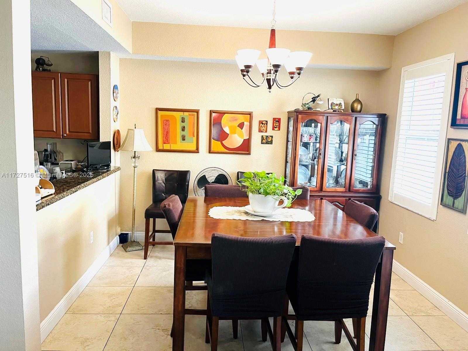 Small Image of 10902 NORTH WEST 83RD ST #112, Doral Number 7