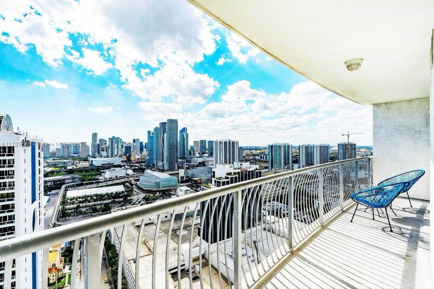 Small Image of 1750 NORTH BAYSHORE DR #3906, Miami Number 2
