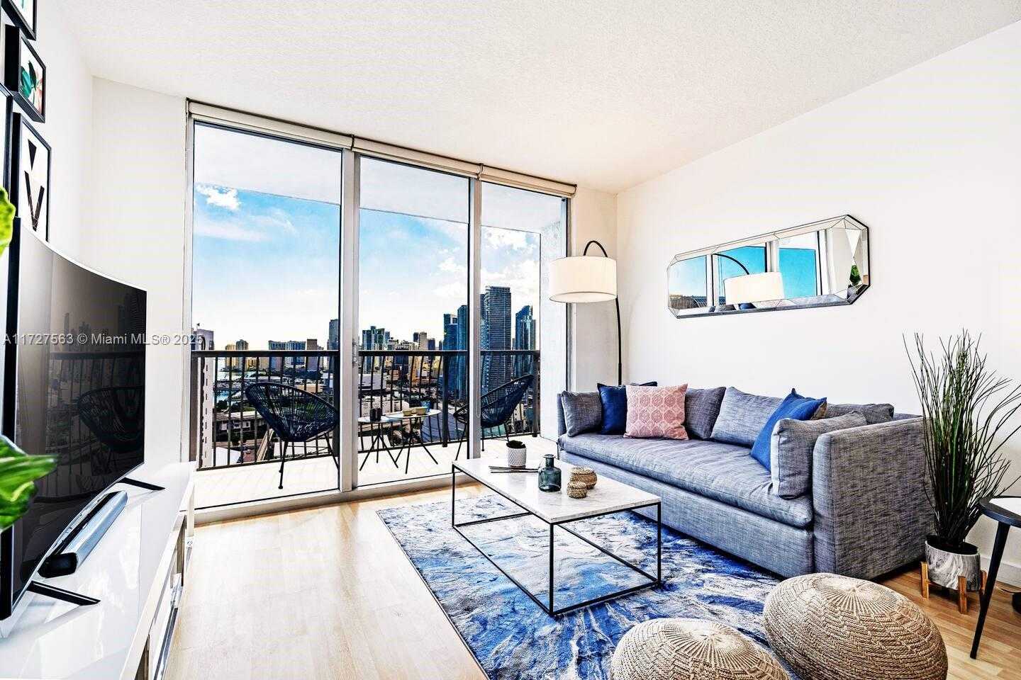 Small Image of 1750 NORTH BAYSHORE DR #3906, Miami Number 3