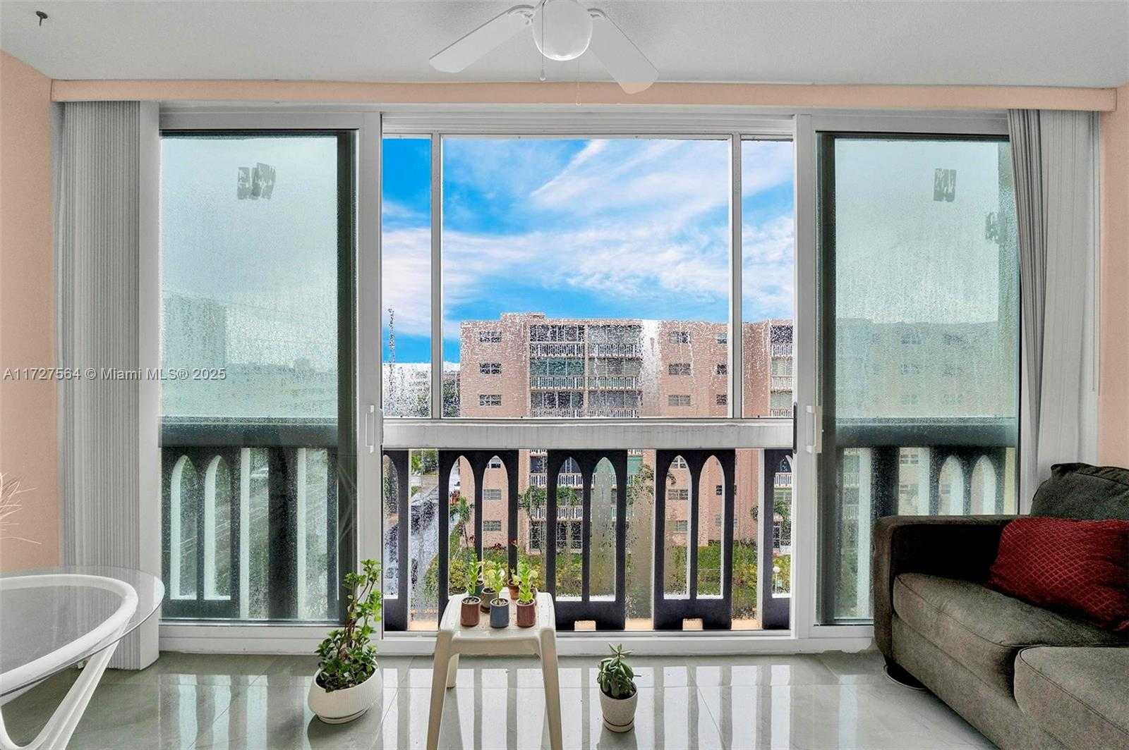 Small Image of 501 NORTH EAST 14TH AVE #601, Hallandale Beach Number 26