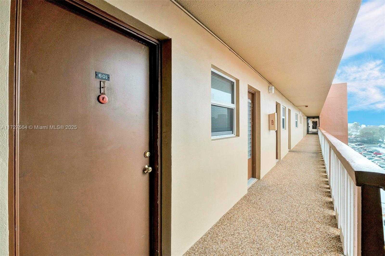 Small Image of 501 NORTH EAST 14TH AVE #601, Hallandale Beach Number 34