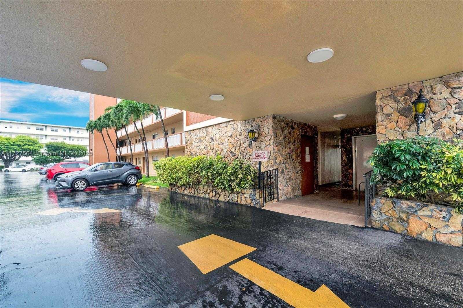 Small Image of 501 NORTH EAST 14TH AVE #601, Hallandale Beach Number 37