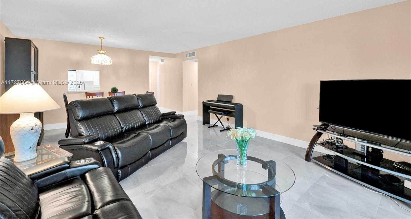 Small Image of 501 NORTH EAST 14TH AVE #601, Hallandale Beach Number 8