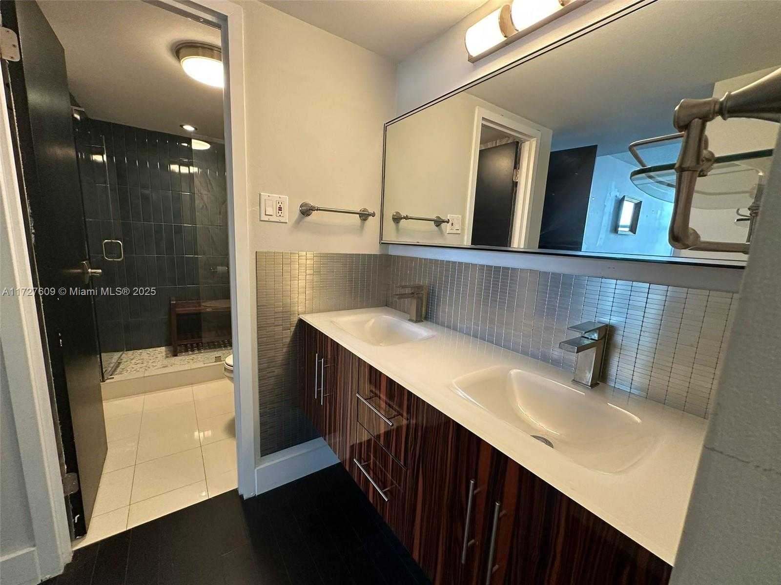 Small Image of 16565 NORTH EAST 26TH AVE #5B, North Miami Beach Number 12