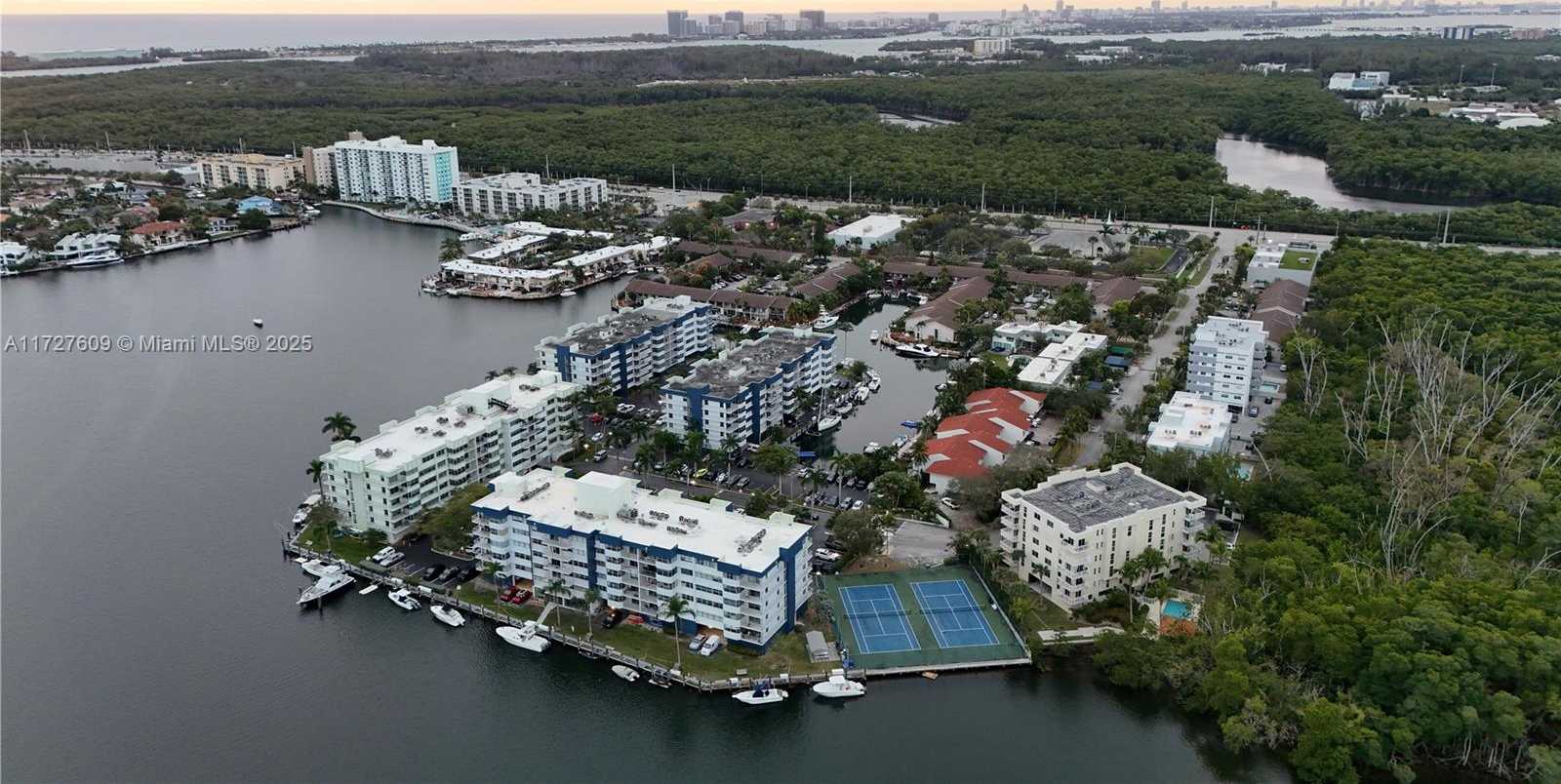 Small Image of 16565 NORTH EAST 26TH AVE #5B, North Miami Beach Number 27