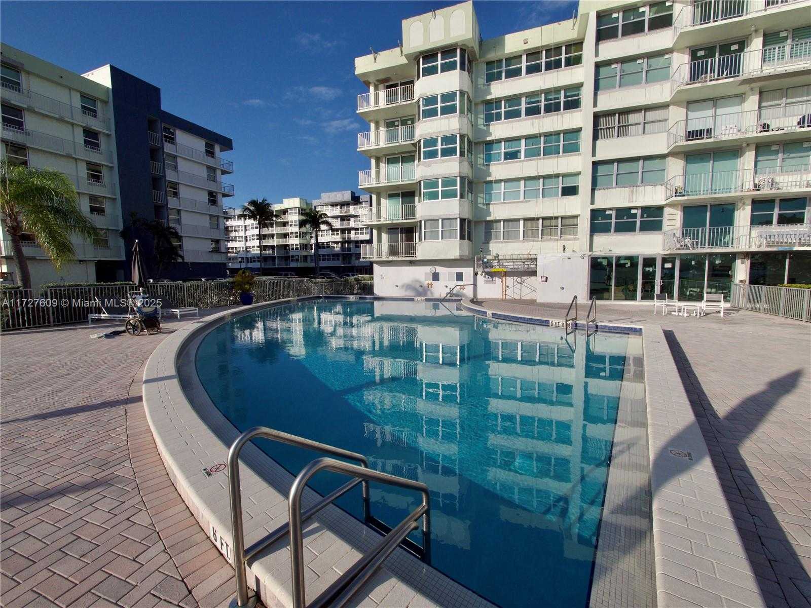 Small Image of 16565 NORTH EAST 26TH AVE #5B, North Miami Beach Number 28