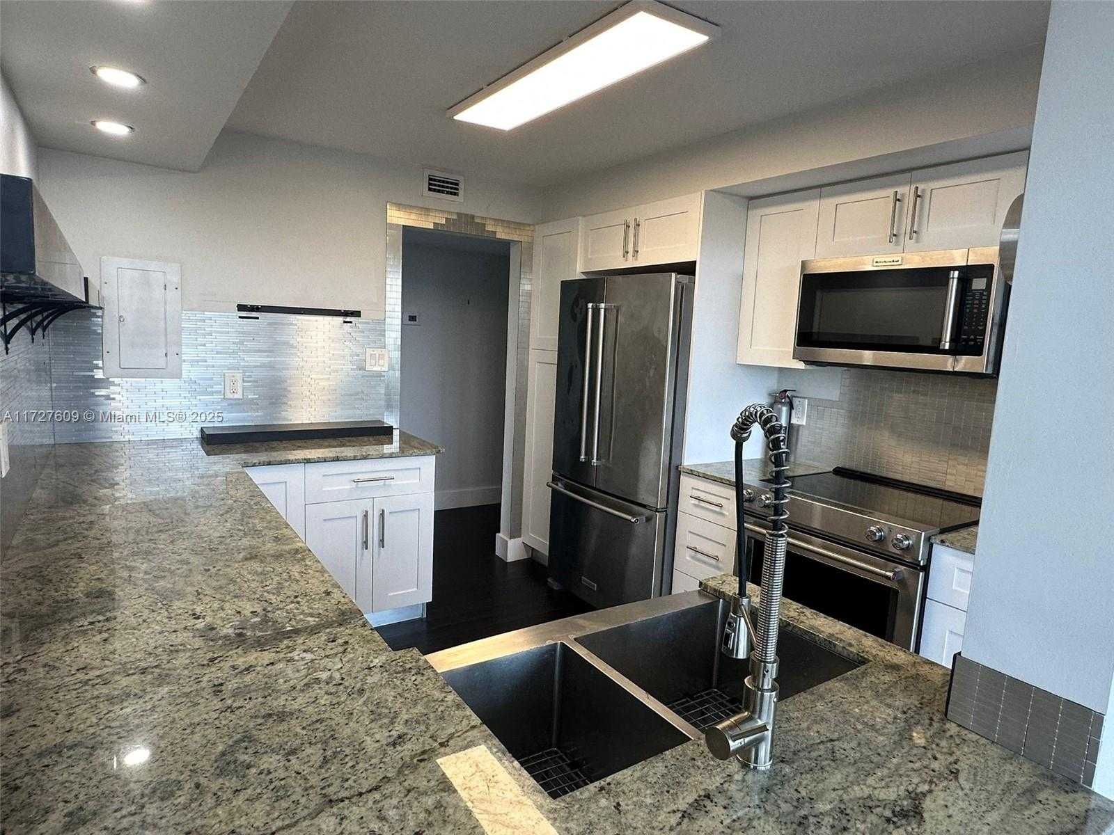 Small Image of 16565 NORTH EAST 26TH AVE #5B, North Miami Beach Number 7