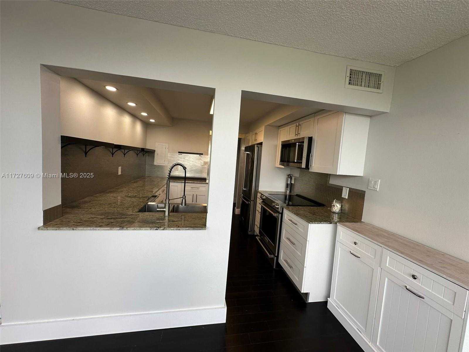 Small Image of 16565 NORTH EAST 26TH AVE #5B, North Miami Beach Number 8