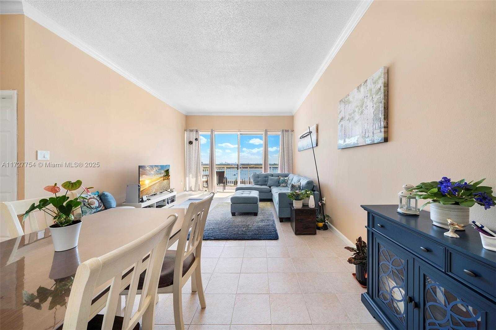 Small Image of 18011 BISCAYNE BLVD #PH03, Aventura Number 10