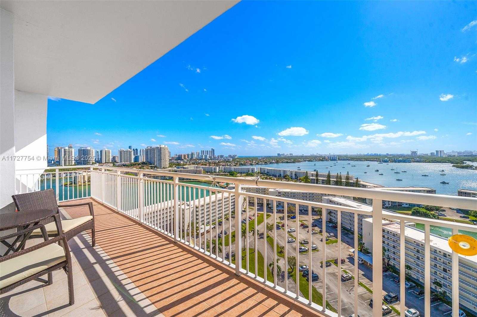 Small Image of 18011 BISCAYNE BLVD #PH03, Aventura Number 13